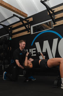 DB Strong - 45-minute dumbbell workouts DB Strong - Dumbbell strength training session